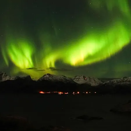Visit Mortsund, Lofoten Feriehus *