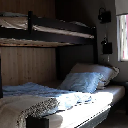 Visit Mortsund, Lofoten Holiday home