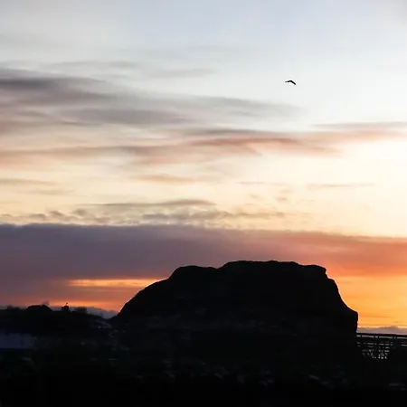 Visit Mortsund, Lofoten Feriehus *