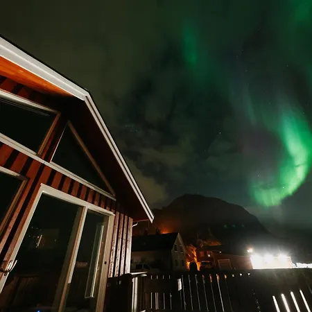 Visit Mortsund, Lofoten Feriehus *